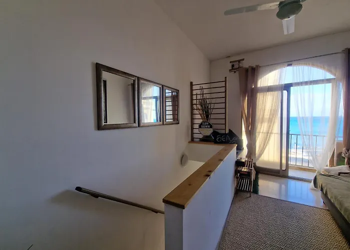 Beachfront Bliss Case de vacanță